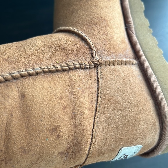 UGG Bailey Button Triplet Boots - Picture 8 of 8